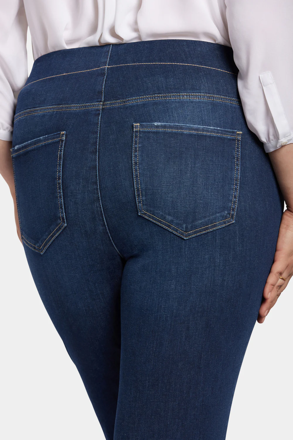 Pull-On Straight Jeans In Plus Size - Wonderland - Image 6