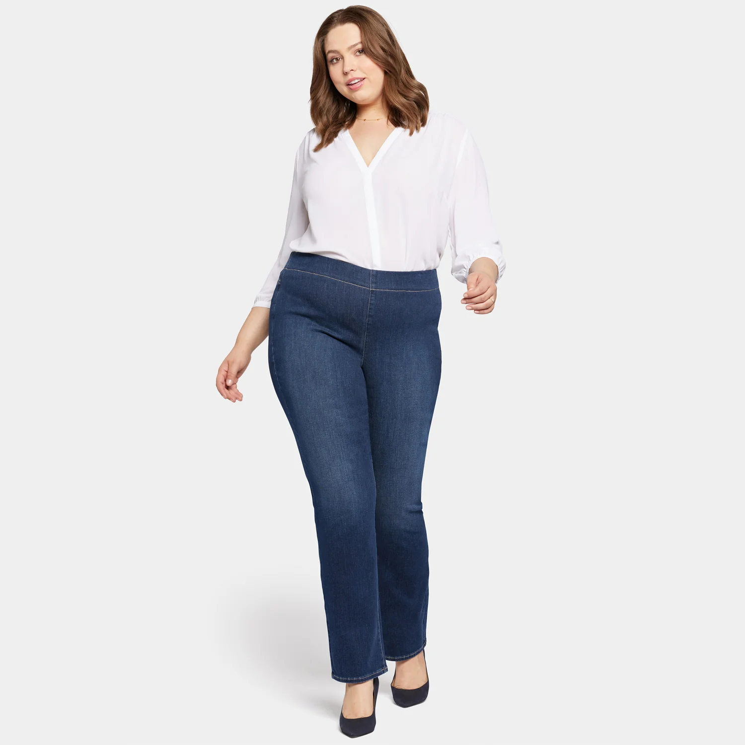 Pull-On Straight Jeans In Plus Size - Wonderland - Image 7