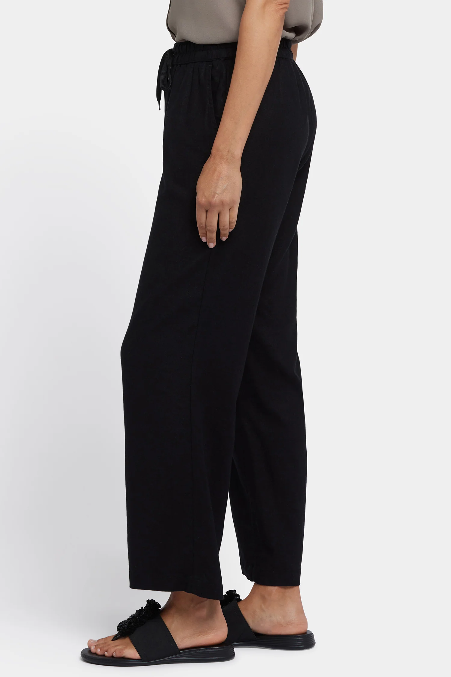 Relaxed Drawstring Pull-On Pants In Petite - Black - Image 3