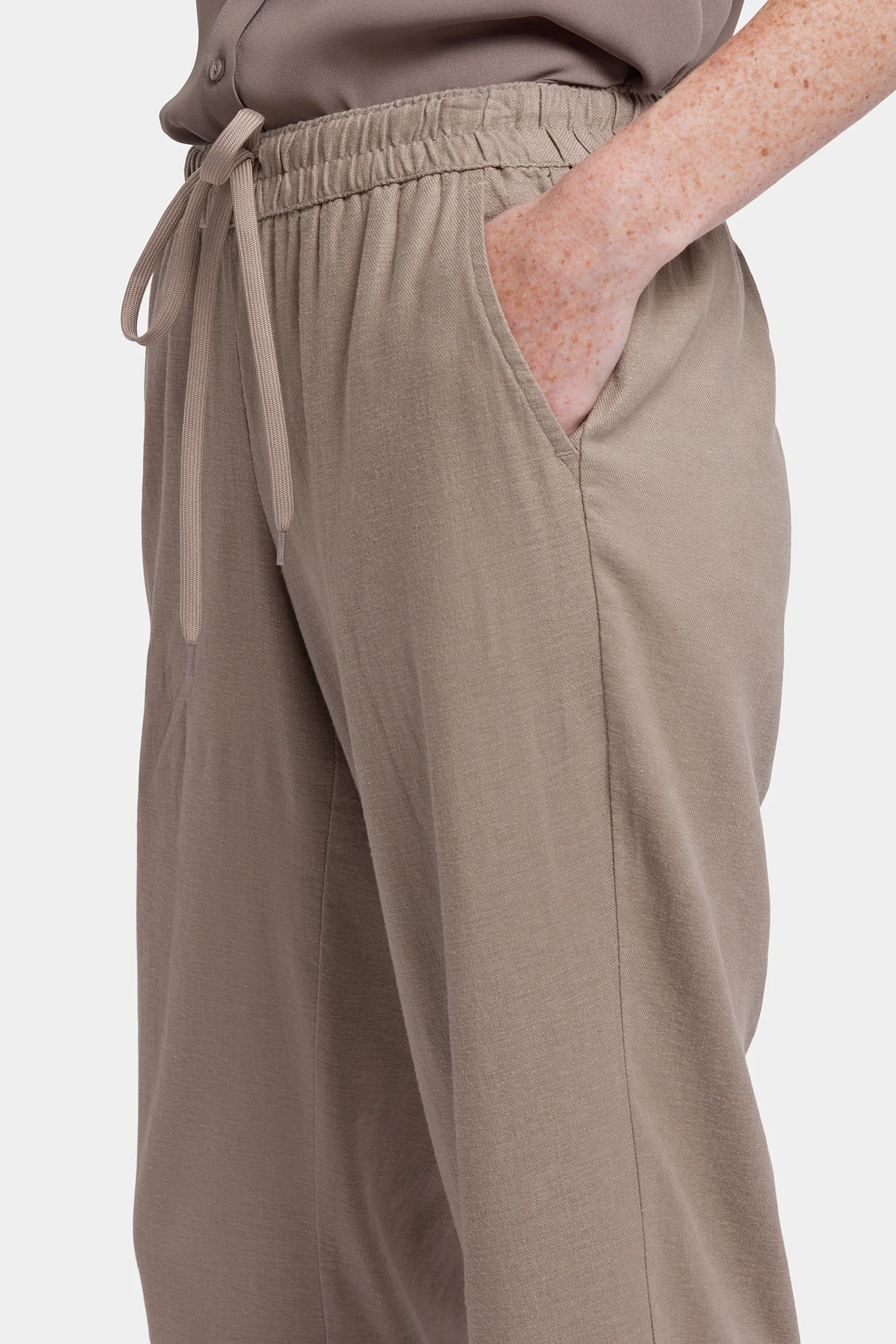Relaxed Drawstring Pull-On Pants In Petite - Saddlewood - Image 6