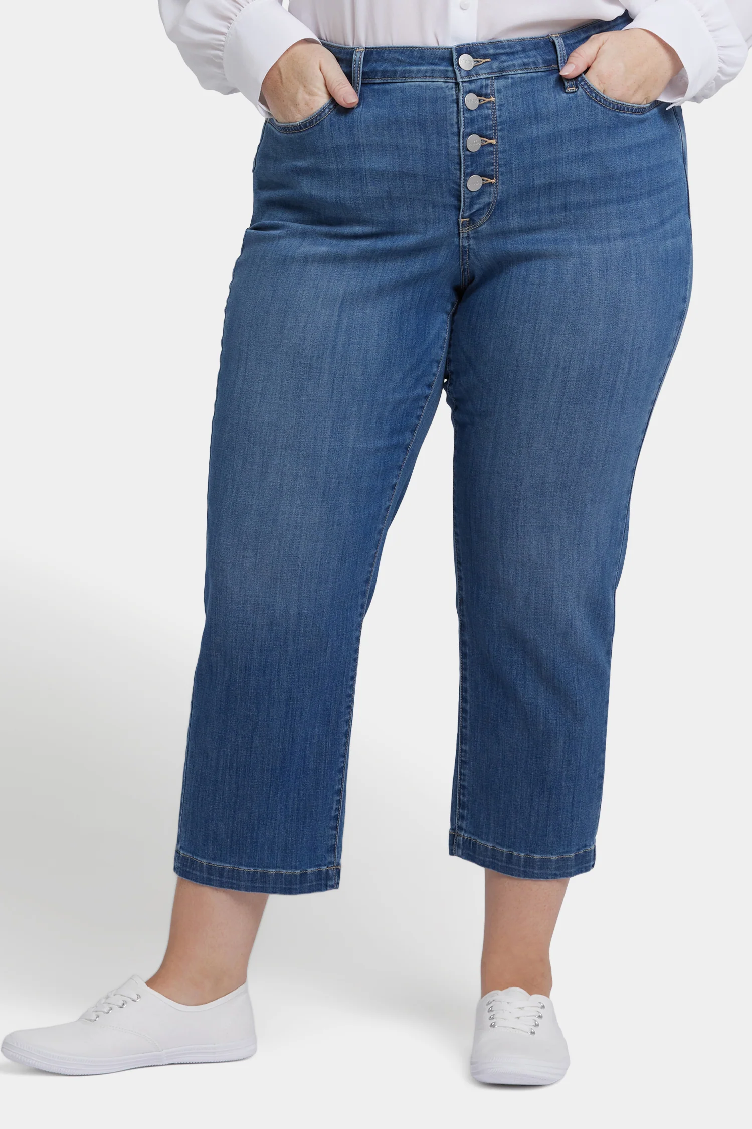 Relaxed Piper Crop Jeans In Plus Size - Costa Brava - Image 4