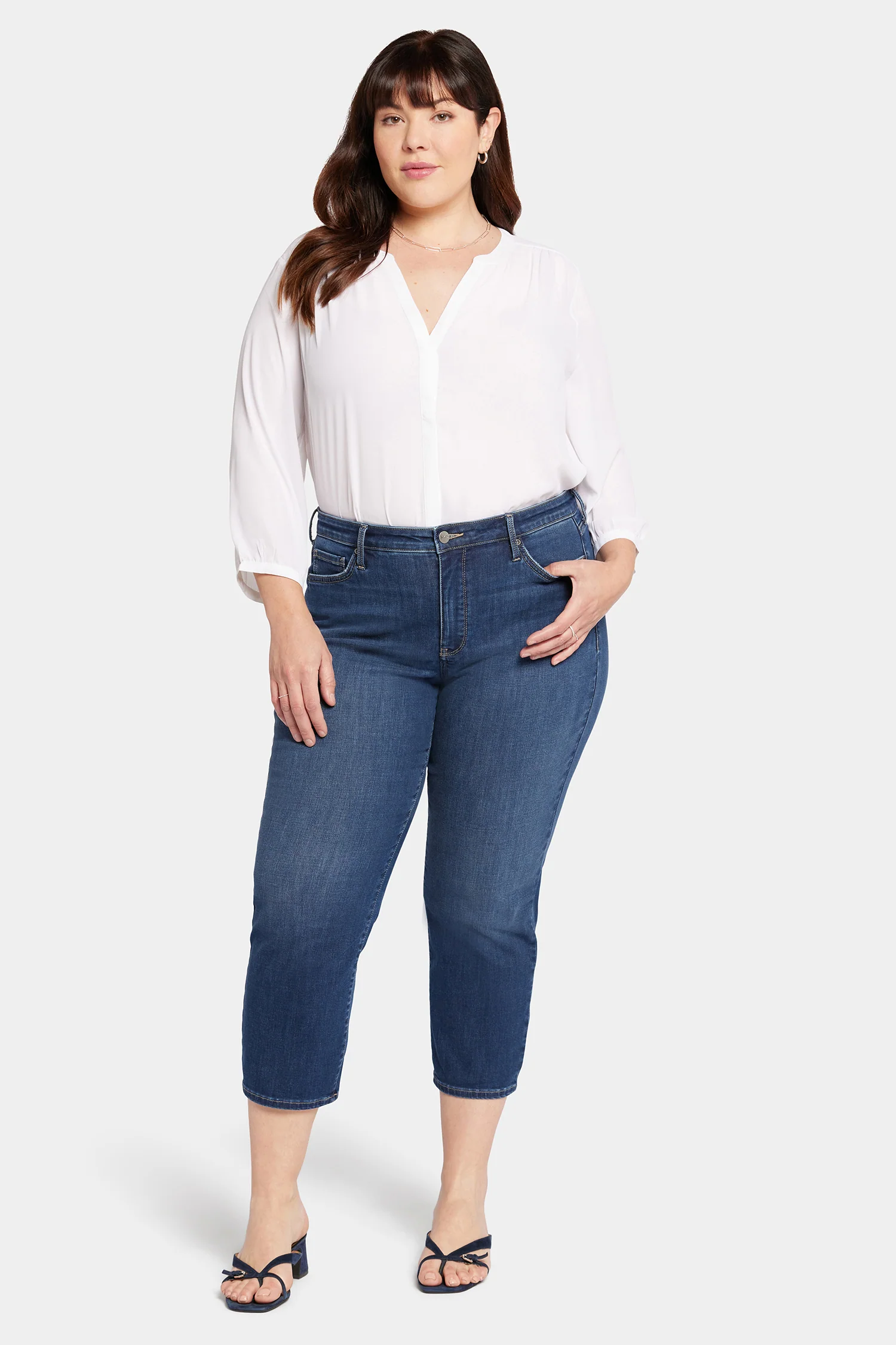 Relaxed Piper Crop Jeans In Plus Size - Sonnet - Image 4