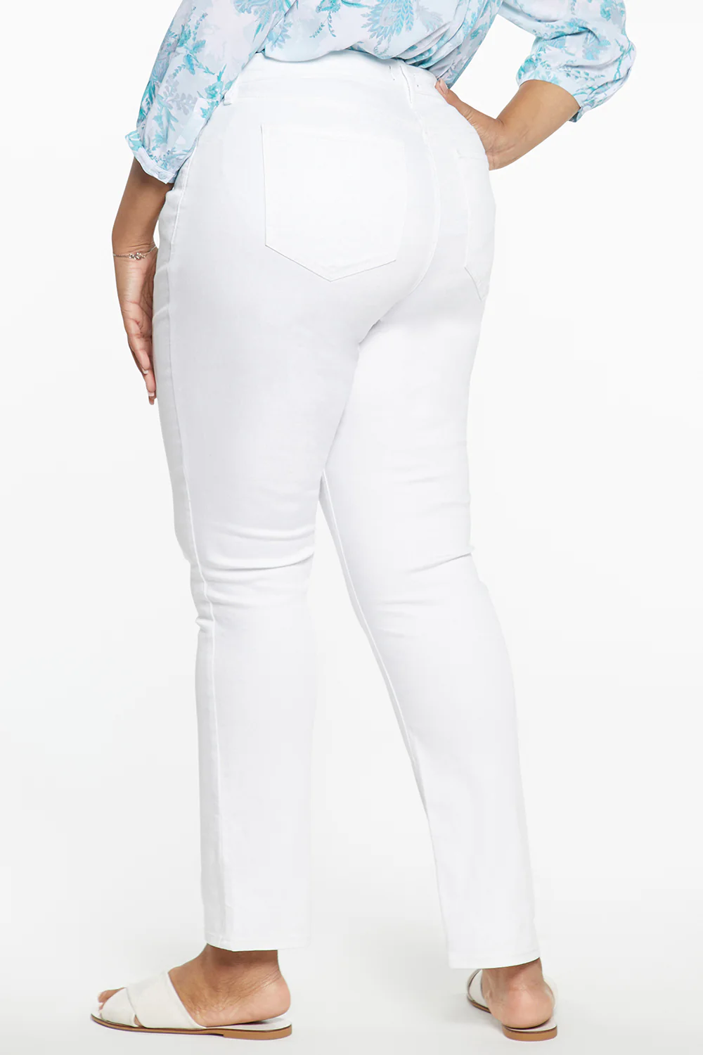 Sheri Slim Jeans In Plus Size - Optic White - Image 2