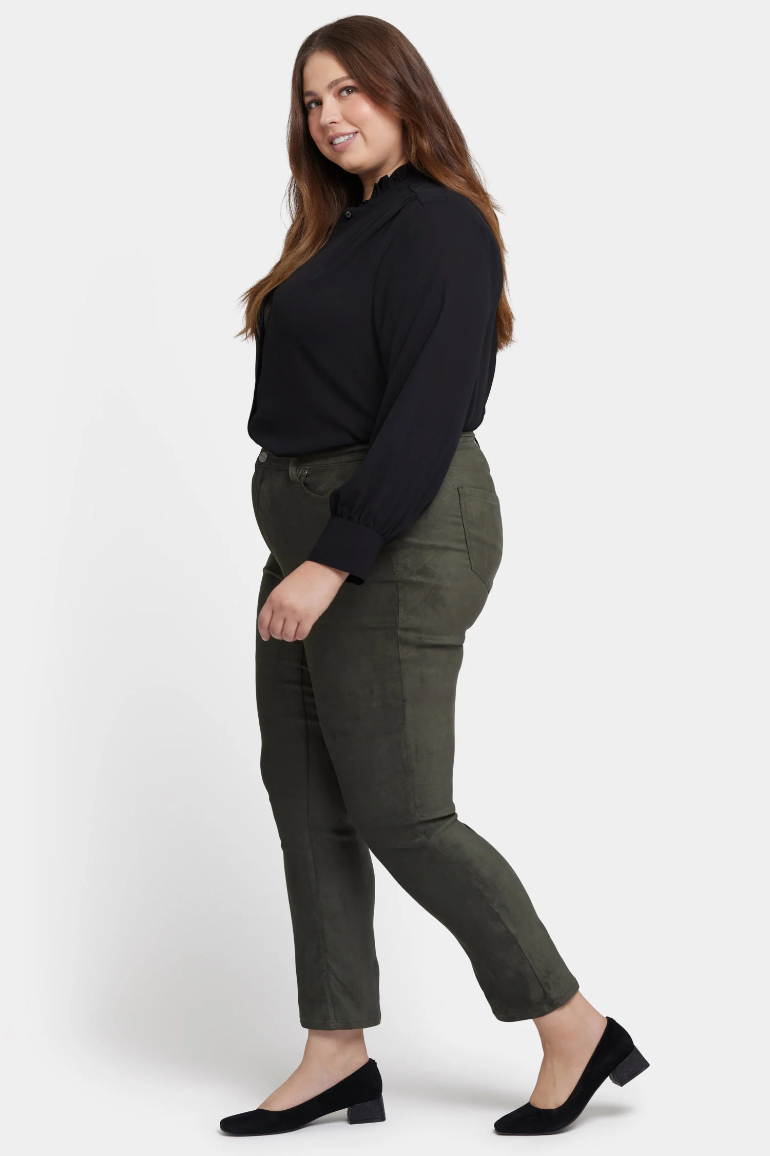 Sheri Slim Jeans In Plus Size - Vine Leaf - Image 5