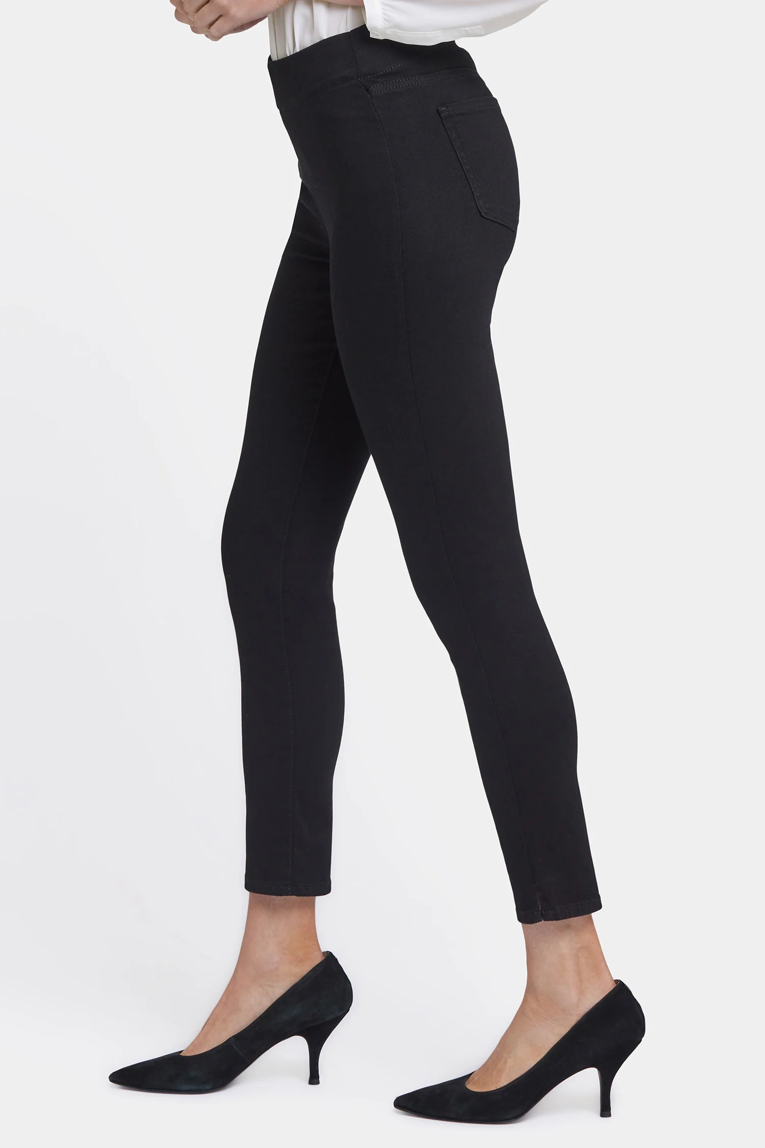 Skinny Ankle Pull-On Jeans - Black - Image 3