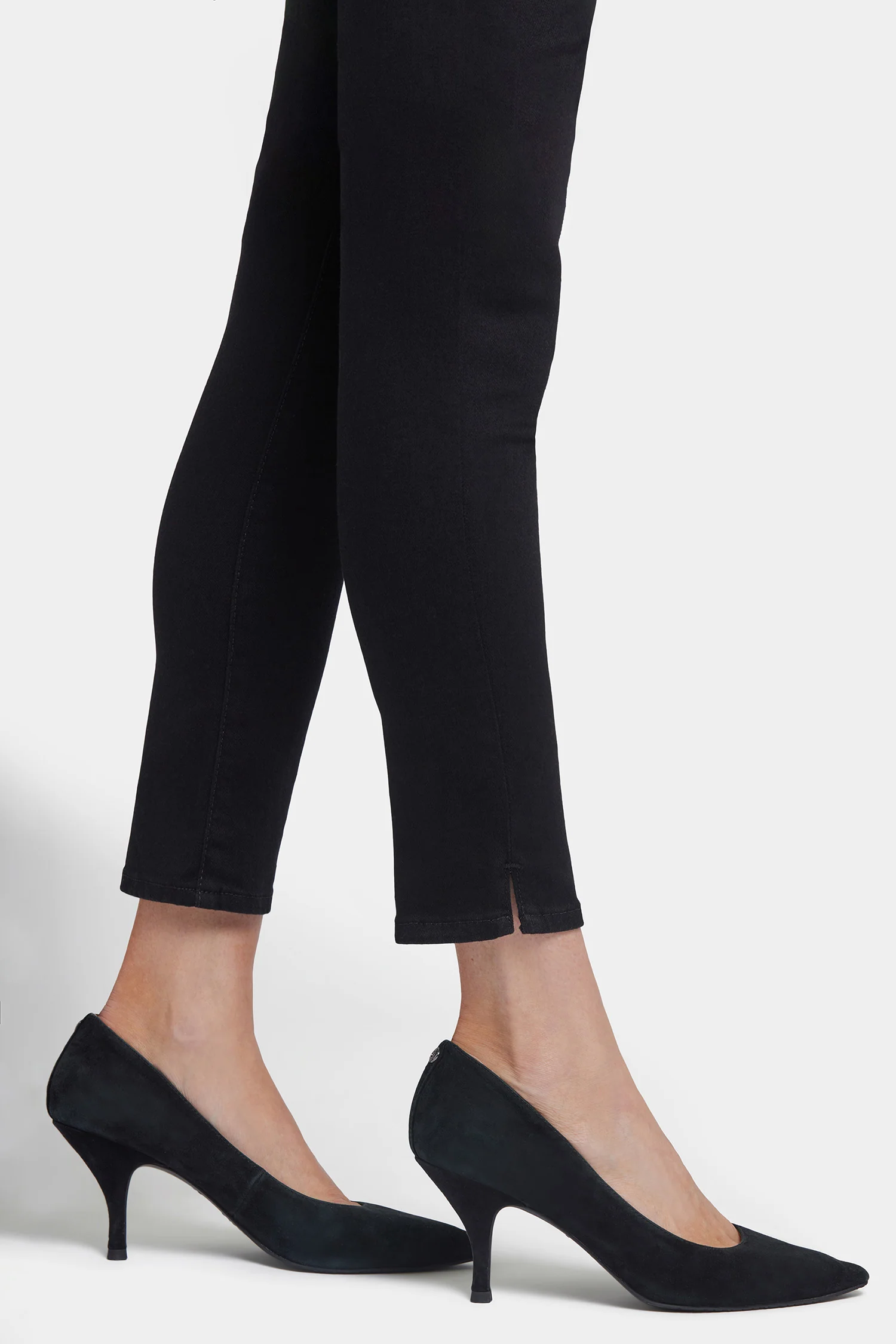 Skinny Ankle Pull-On Jeans - Black - Image 6