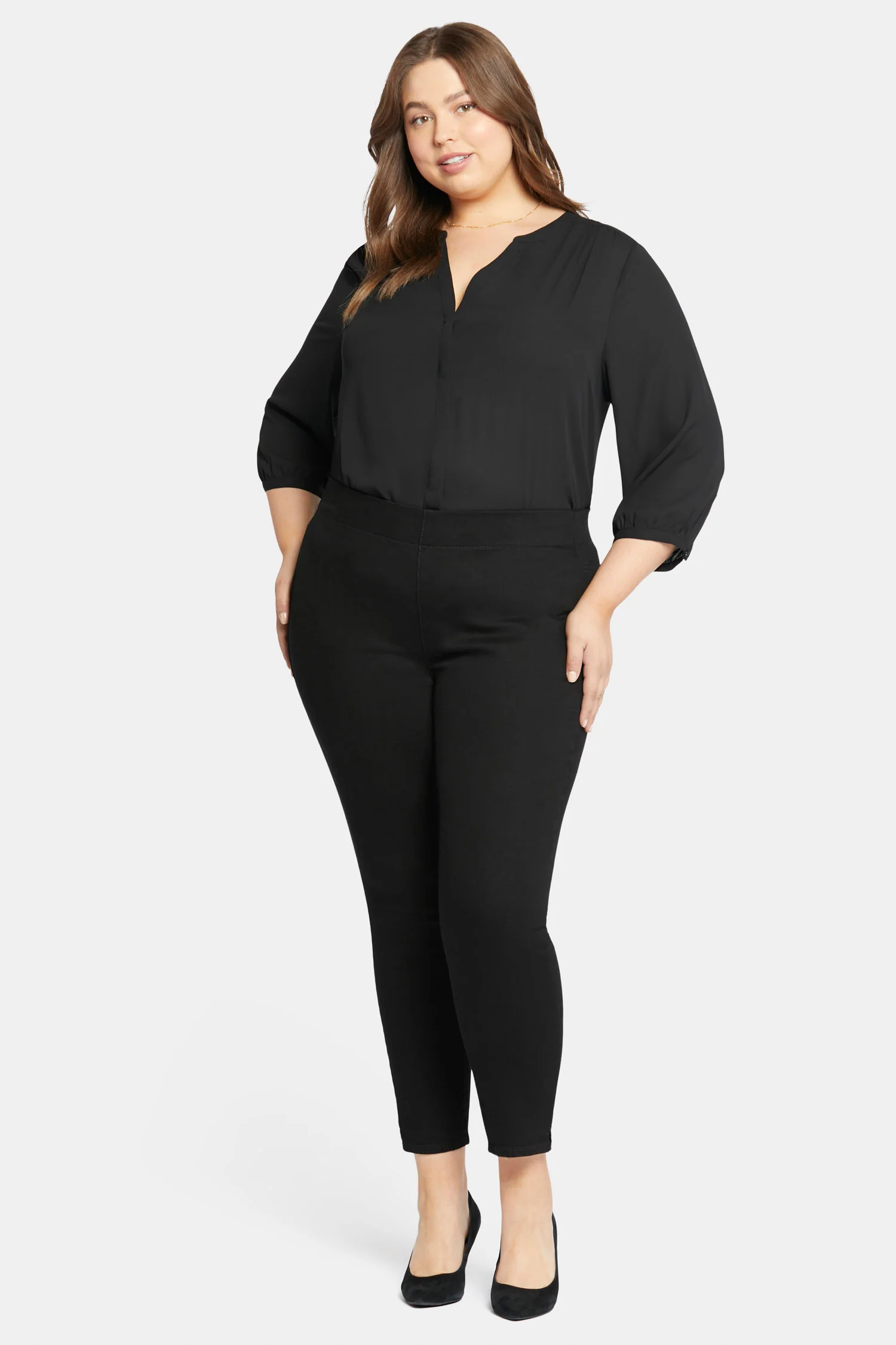 Skinny Ankle Pull-on Jeans In Plus Size - Black - Image 4