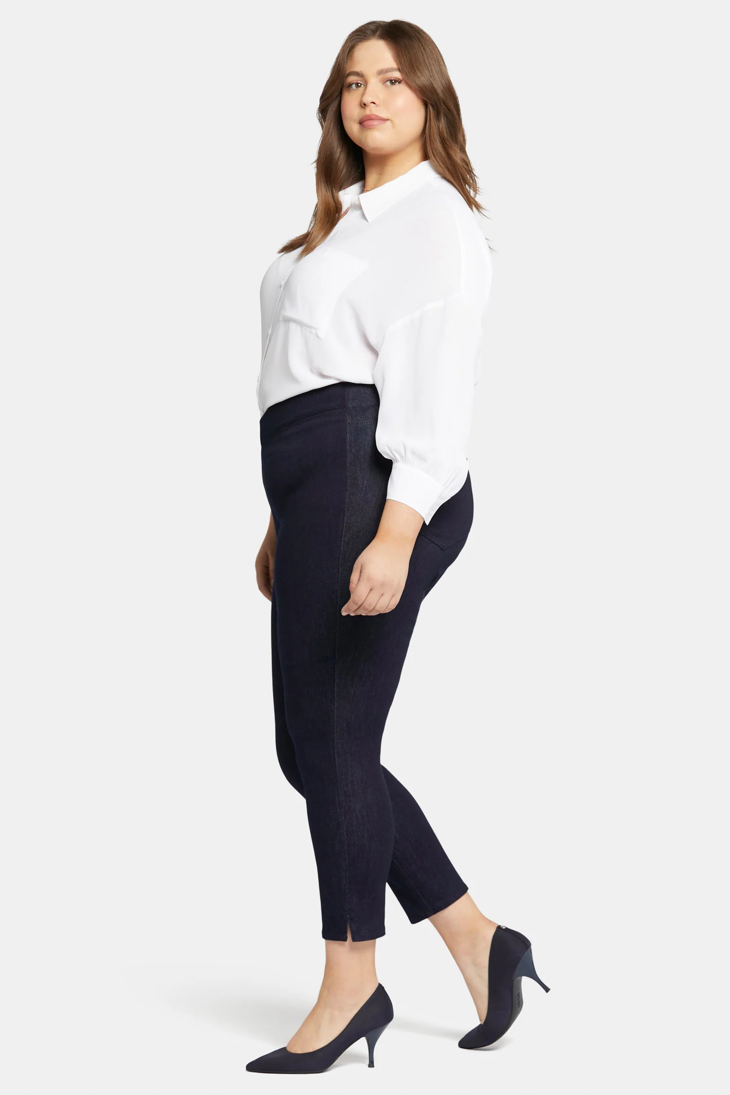 Skinny Ankle Pull-on Jeans In Plus Size - Rinse - Image 5