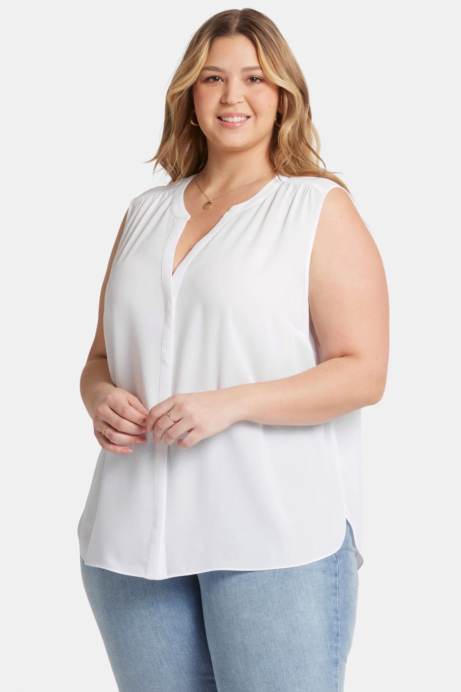 Sleeveless Pintuck Blouse In Plus Size - Optic White - Image 4
