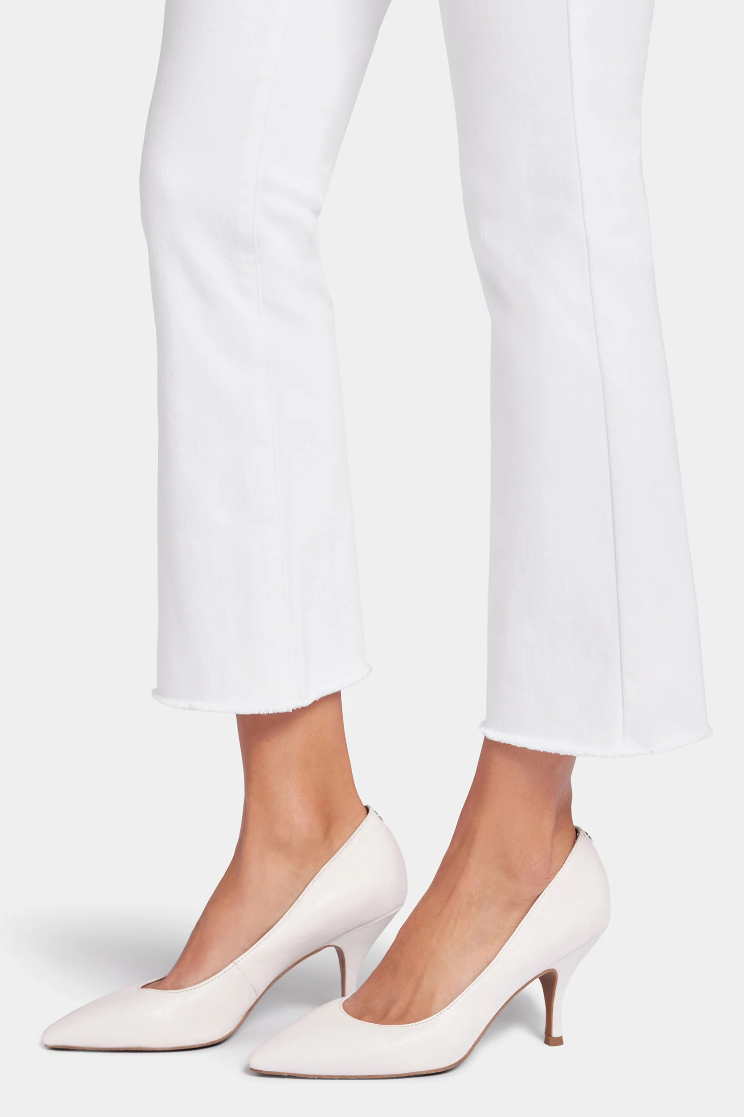 Billie Mini Bootcut Ankle Jeans - Optic White - Image 6