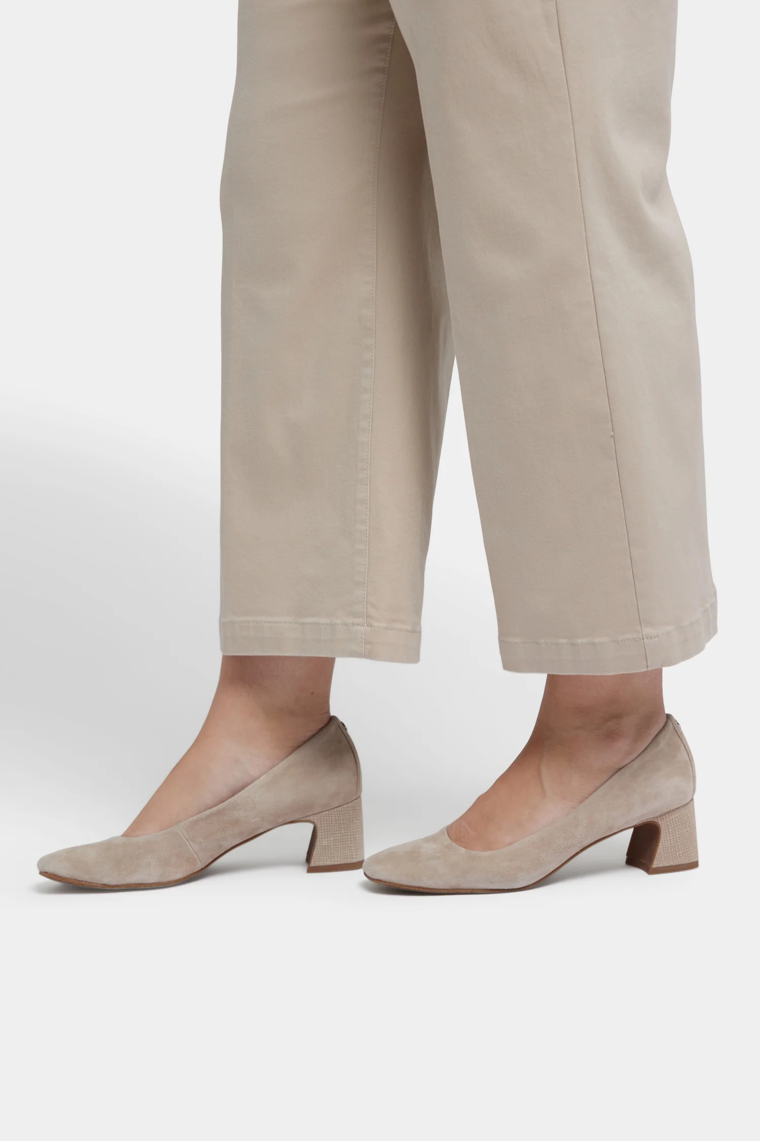 Teresa Wide Leg Ankle Jeans In Plus Size - Feather - Image 5