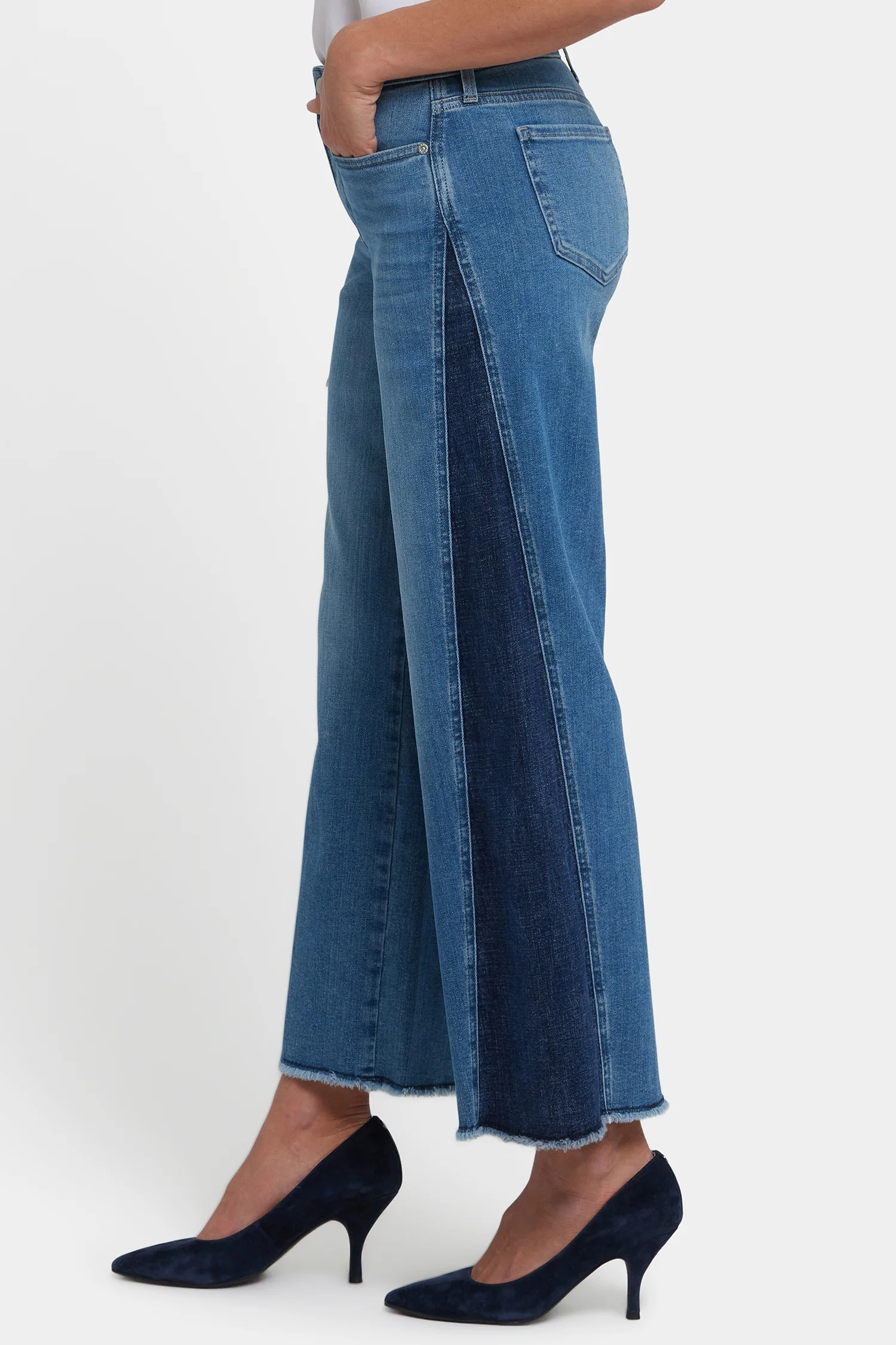 Teresa Wide Leg Jeans In Petite - Avenue Blue - Image 3
