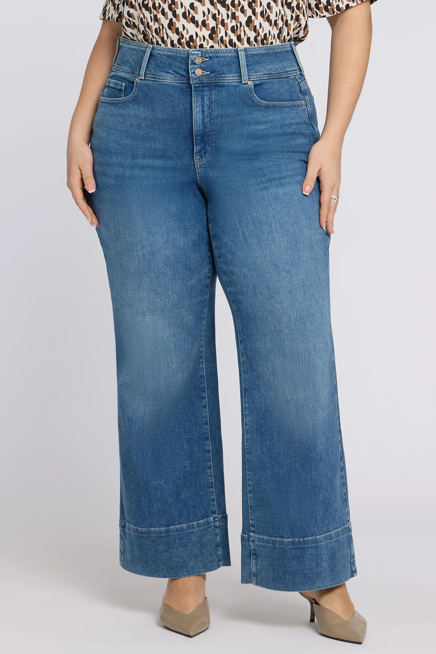 Teresa Wide Leg Jeans In Plus Size - Breezy Palms - Image 4