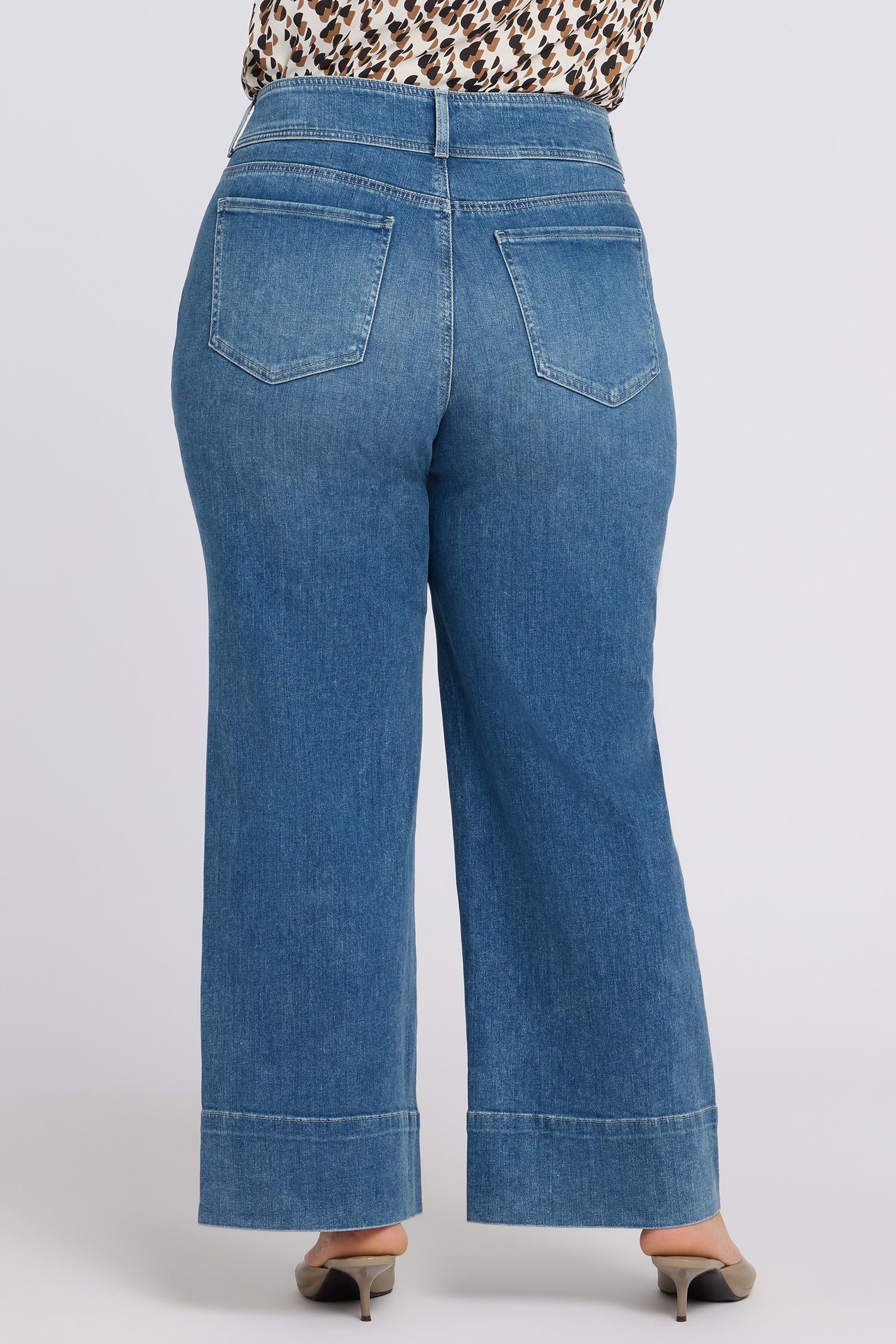 Teresa Wide Leg Jeans In Plus Size - Breezy Palms - Image 6