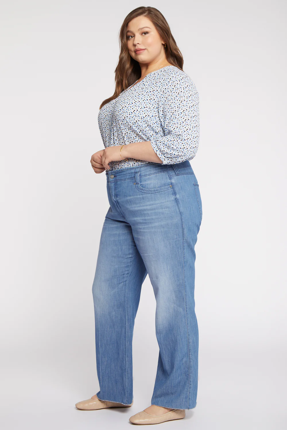 Teresa Wide Leg Jeans In Plus Size - Everly - Image 6