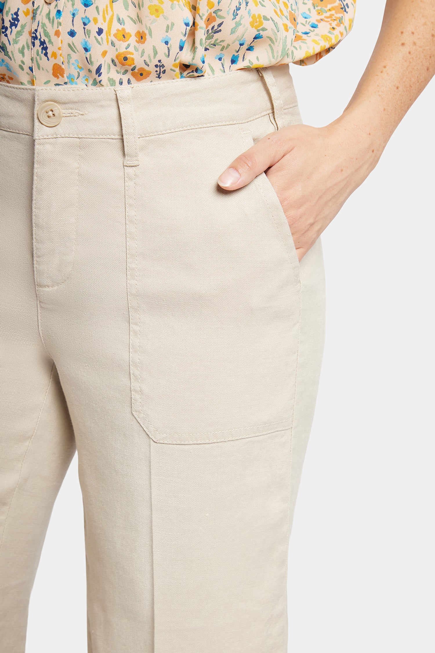 Wide Leg Cargo Capri Pants In Petite - Feather - Image 6