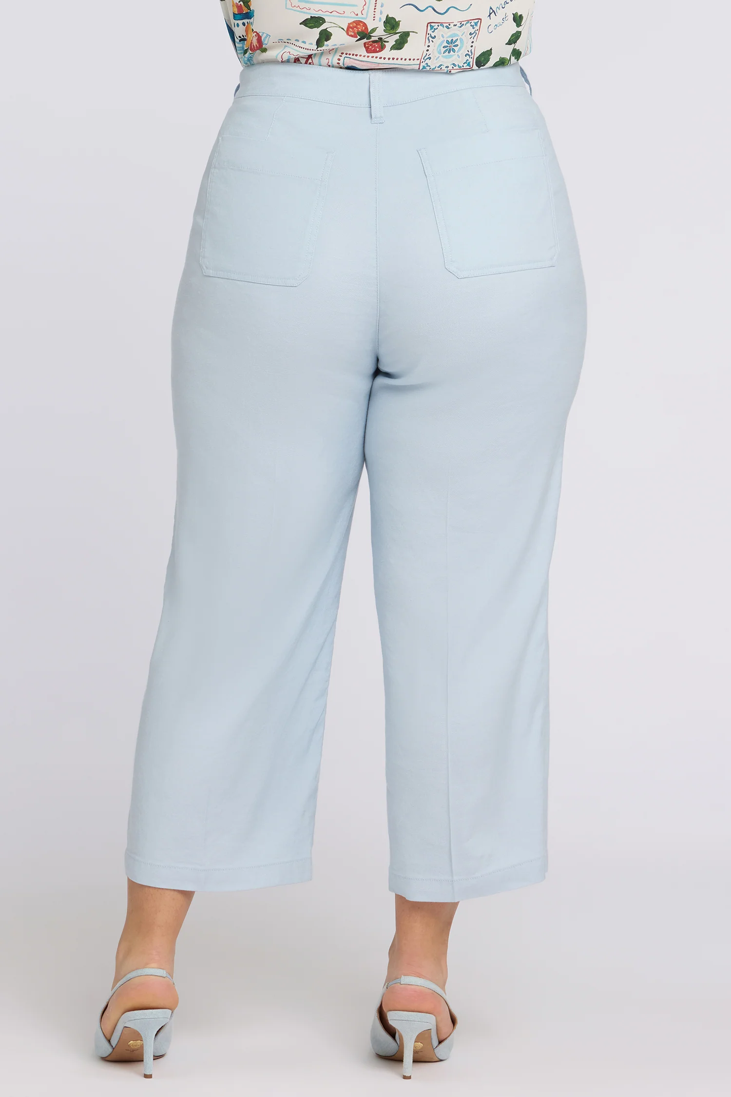 Wide Leg Cargo Capri Pants In Plus Size - Blue Clover - Image 3