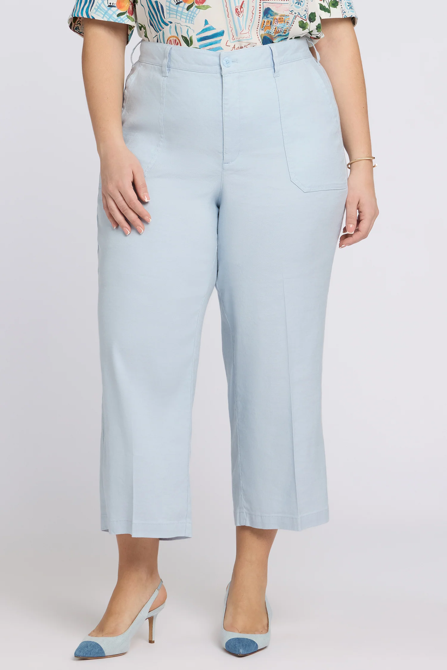 Wide Leg Cargo Capri Pants In Plus Size - Blue Clover - Image 5
