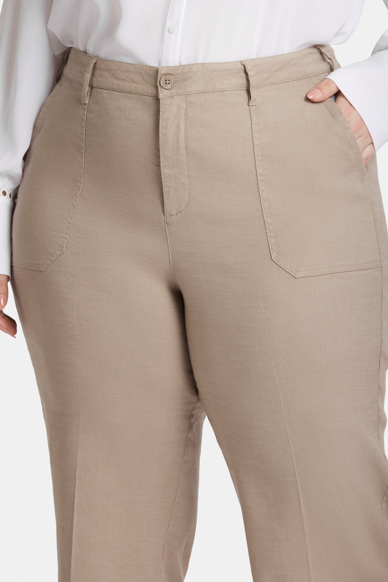 Wide Leg Cargo Capri Pants In Plus Size - Saddlewood - Image 6