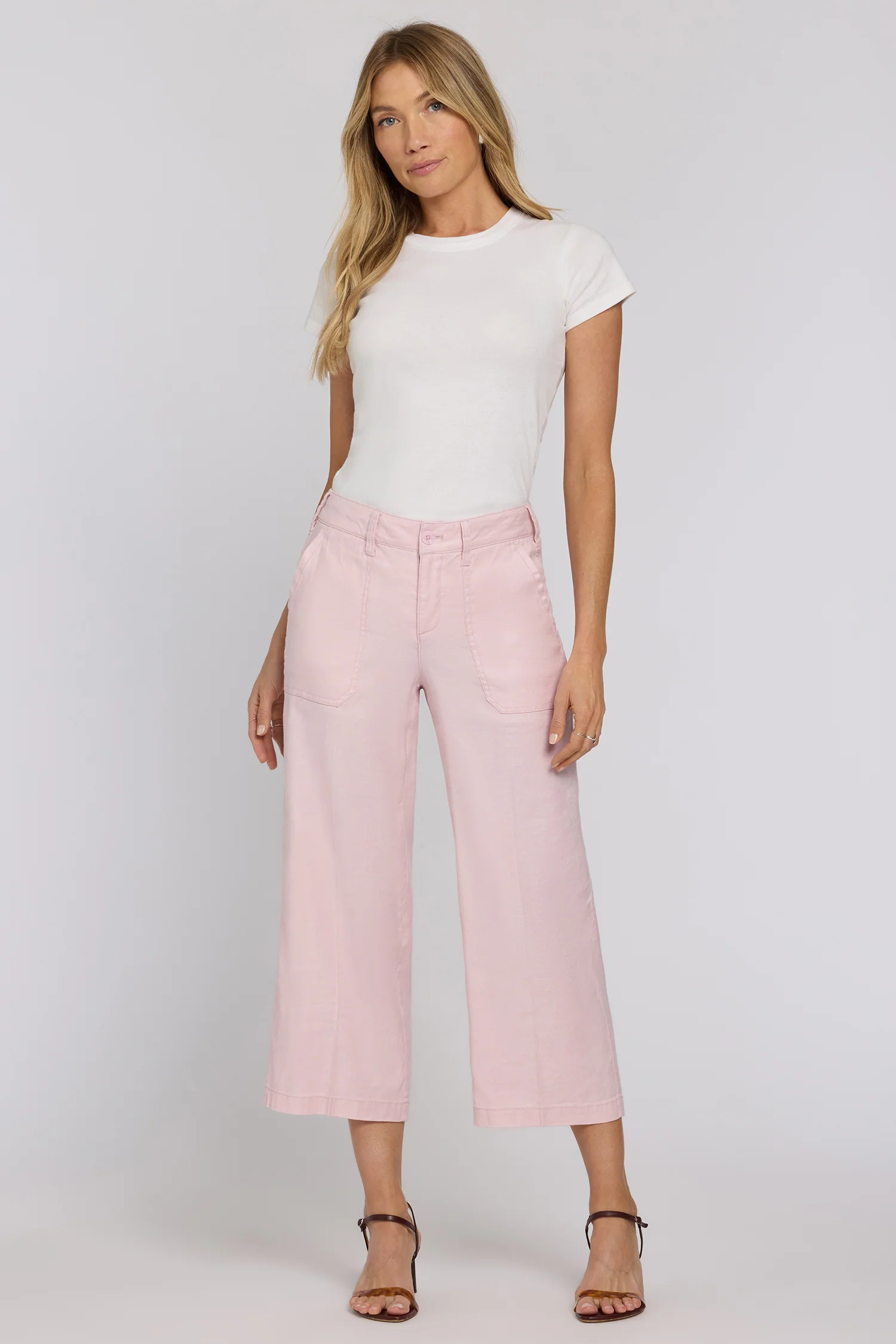 Wide Leg Cargo Capri Pants - Light Lilac