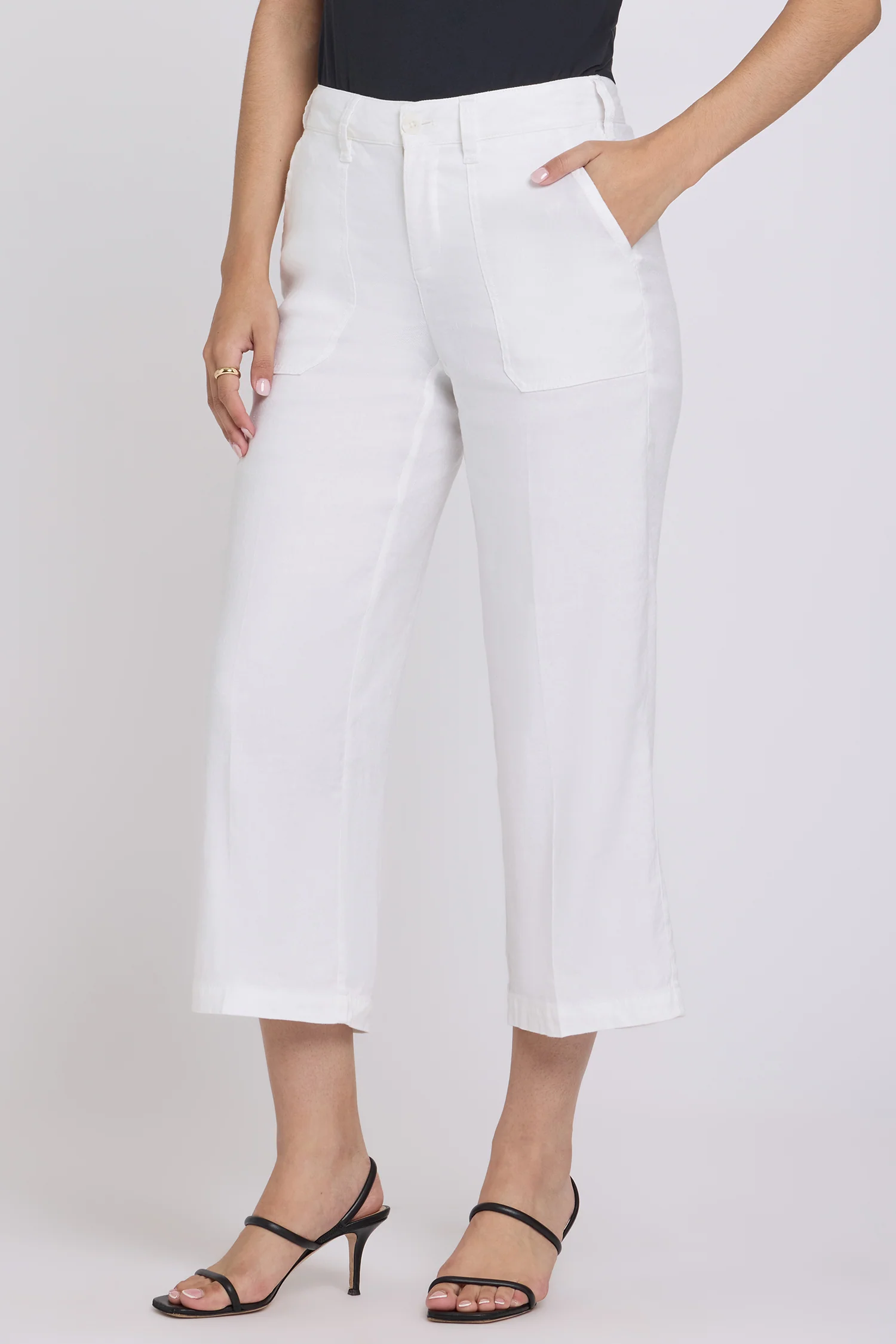 Wide Leg Cargo Capri Pants - Optic White - Image 4